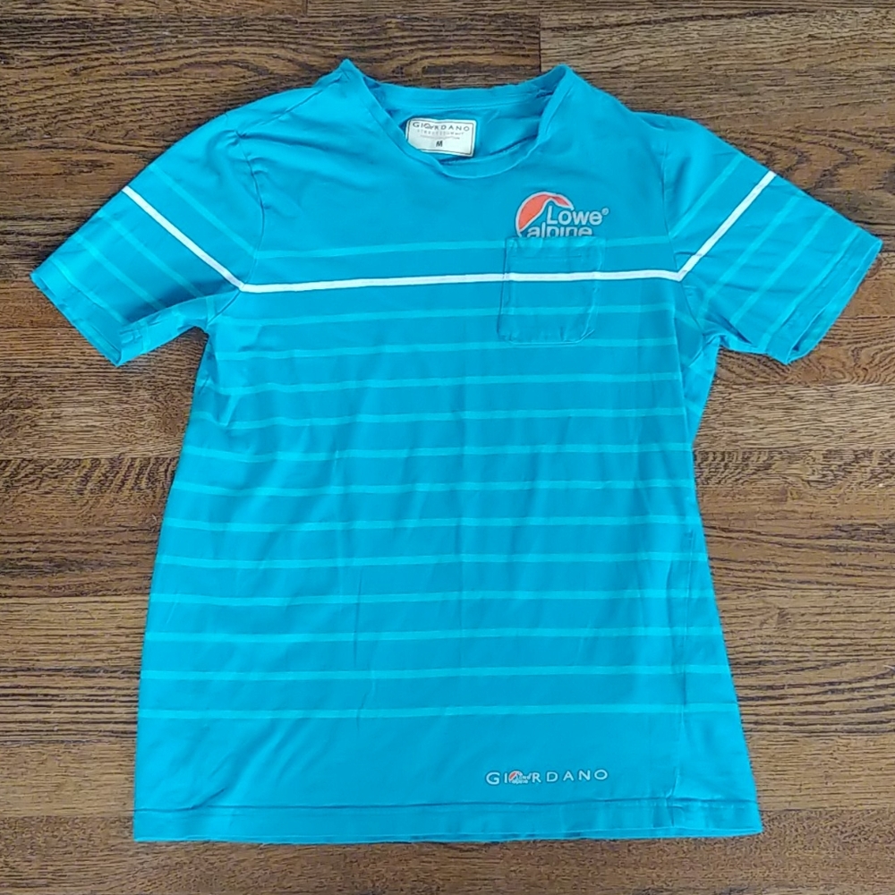 Men's Medium "Giordano" Athletic shirt.